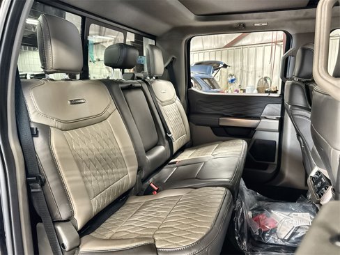 New 2025 Ford F350 Platinum image 30