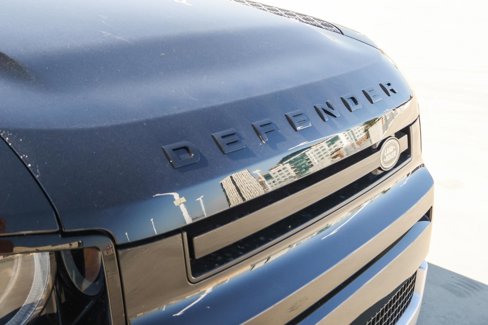 New 2025 Land Rover Defender 110 S image 11