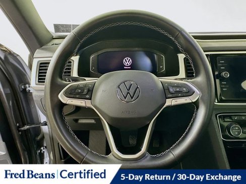 Used 2022 Volkswagen Atlas Cross Sport SE image 12