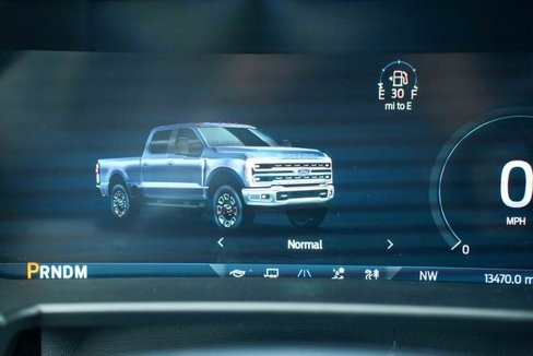 Used 2024 Ford F250 Lariat image 35
