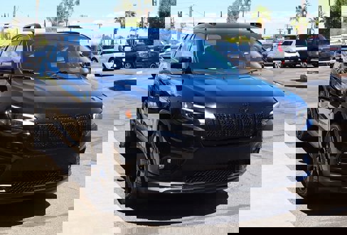 Used 2020 Jeep Cherokee Latitude Plus image 14