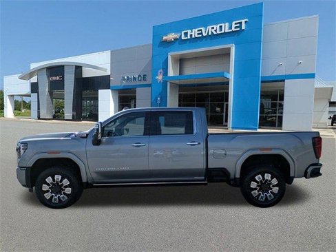New 2026 GMC Sierra 2500 Denali w/ Denali Reserve Package image 9