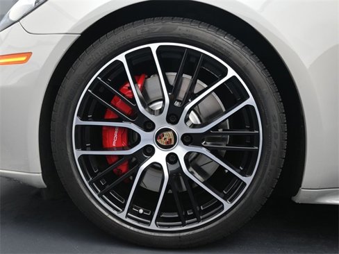 Certified 2021 Porsche Panamera GTS image 6
