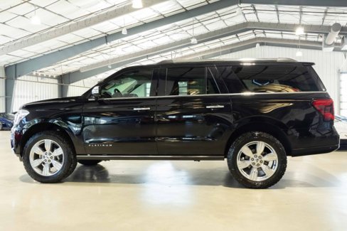 Used 2024 Ford Expedition Max Platinum image 8