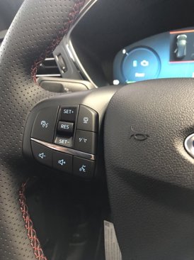 New 2025 Ford Escape ST-Line Select image 25