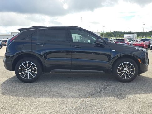 Used 2025 Cadillac XT4 Sport image 6