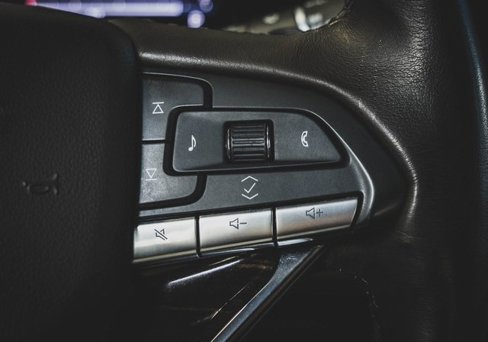 Used 2022 Cadillac Escalade Sport w/ LPO, ONYX Package image 18