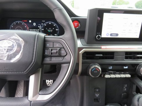 New 2025 Toyota Tacoma TRD Sport image 39