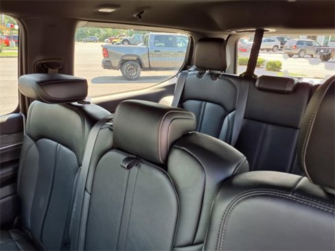 Used 2024 Jeep Wagoneer Series II w/ Advanced All Terrain Group image 13