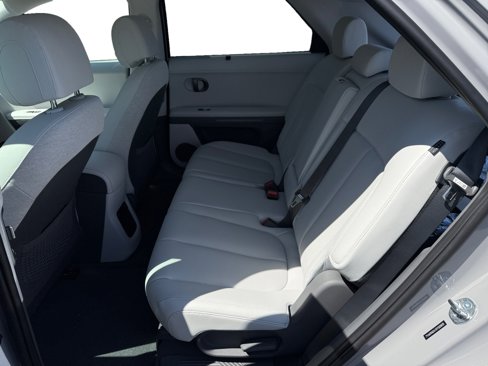 New 2025 Hyundai Ioniq 5 Limited image 16