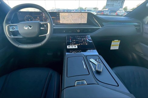 New 2026 INFINITI QX80 Autograph w/ Premium Cargo Package image 11