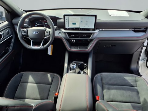 New 2025 Ford Explorer ST image 5