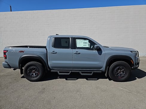New 2025 Nissan Frontier PRO-4X image 3
