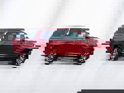 New 2025 GMC Yukon XL Denali w/ Sun & Power Step Package image 8