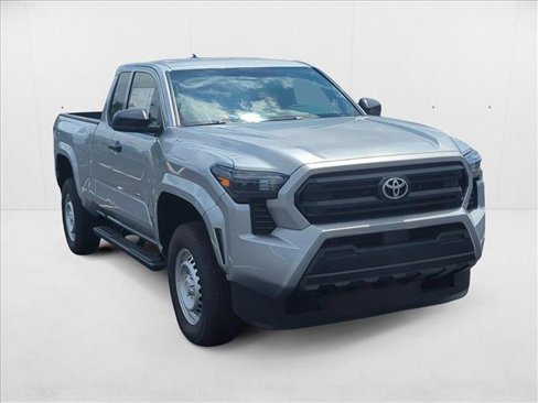 New 2025 Toyota Tacoma SR image 3