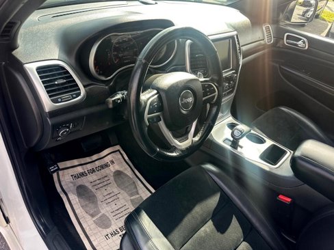 Used 2015 Jeep Grand Cherokee Altitude image 34