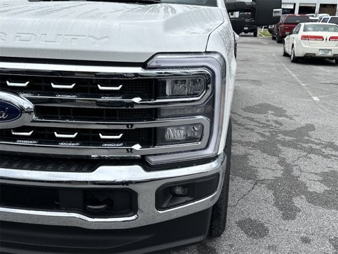 New 2025 Ford F250 Lariat image 11