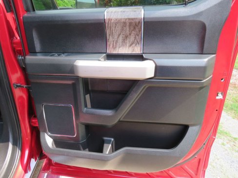 Used 2019 Ford F250 Lariat w/ Lariat Value Package image 19