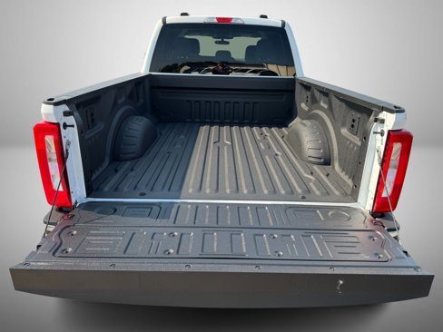 Used 2024 Ford F250 XLT w/ FX4 Off-Road Package image 8