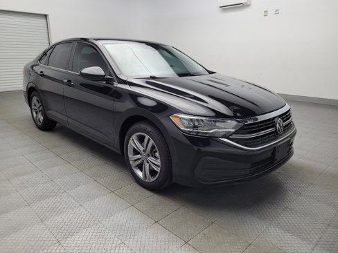 Used 2023 Volkswagen Jetta SE image 13