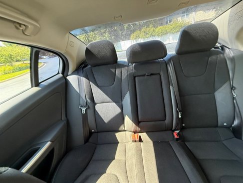 Used 2012 Volvo S60 T5 w/ Climate Pkg image 33