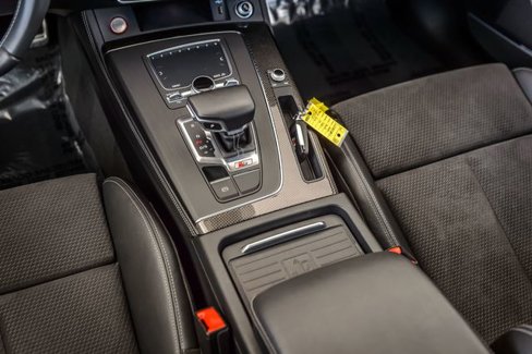 Used 2020 Audi SQ5 Premium Plus w/ Premium Plus Package image 33