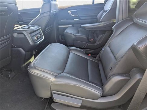 Certified 2025 Ford Expedition Platinum w/ Stealth Appearance Package image 21