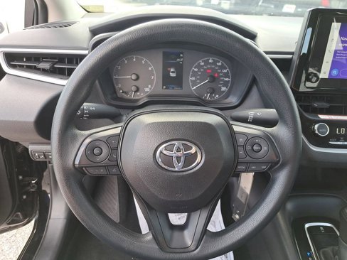 Used 2024 Toyota Corolla LE image 17
