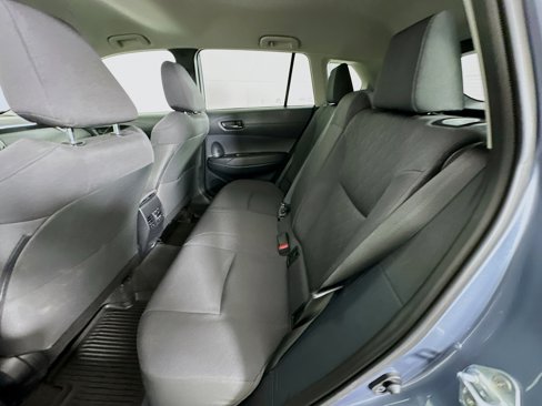 Used 2024 Toyota Corolla Cross LE image 27