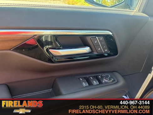 New 2026 Chevrolet Suburban High Country w/ Sun And Tow Package image 10