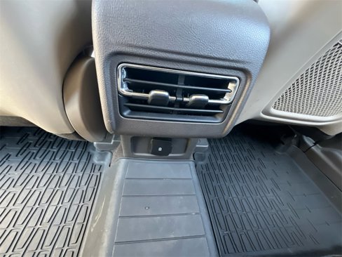 Used 2021 Lincoln Corsair AWD image 35