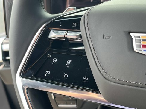 New 2025 Cadillac Escalade Sport Platinum w/ LPO, ONYX Package image 35