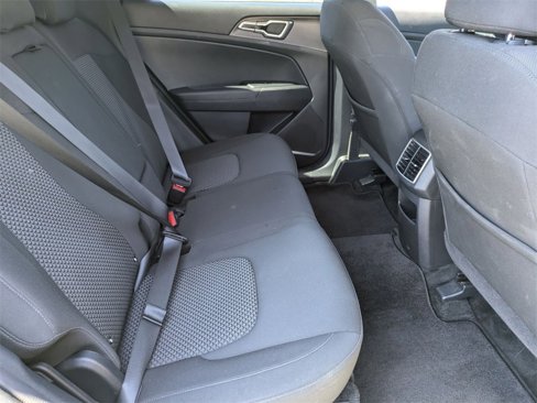 Used 2024 Kia Sportage LX image 29