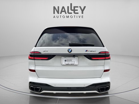 Used 2026 BMW X7 M60i image 3