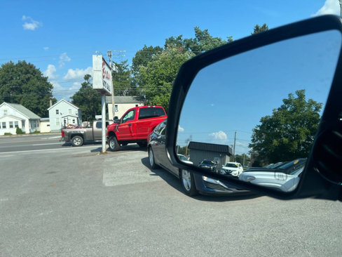 Used 2017 Toyota Tundra SR5 image 16