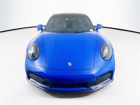 Certified 2025 Porsche 911 Carrera image 6