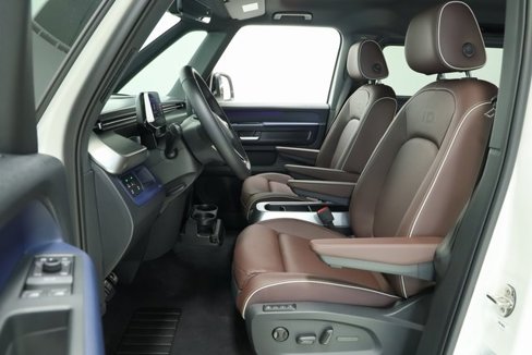 New 2025 Volkswagen ID. Buzz Pro S image 21
