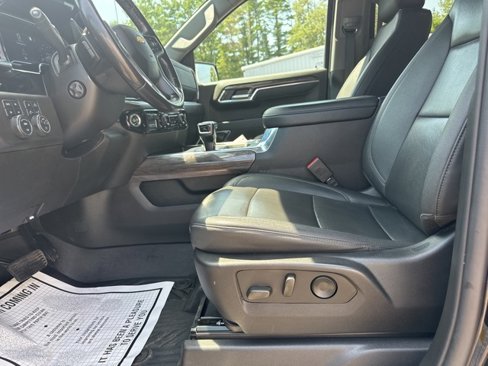 Used 2023 Chevrolet Silverado 1500 LTZ image 17