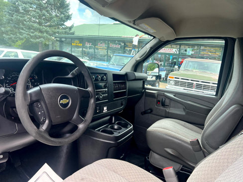 Used 2013 Chevrolet Express 2500 image 7