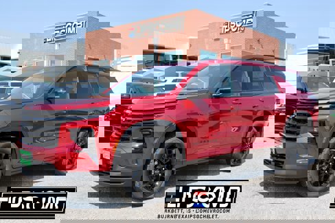 New 2026 Chevrolet Traverse LT w/ Midnight/Sport Edition image 1