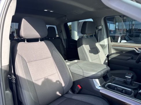 Used 2024 Chevrolet Silverado 1500 RST image 13