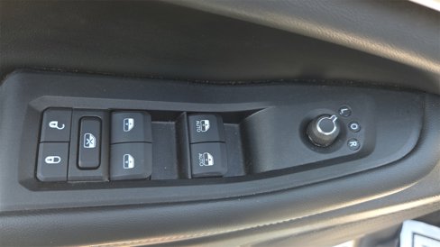 Used 2024 Jeep Grand Cherokee L Limited w/ Black Appearance Package image 30