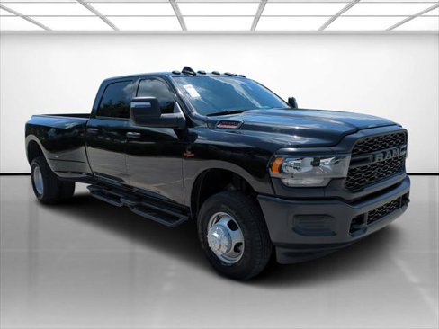 Certified 2024 RAM 3500 Tradesman image 1