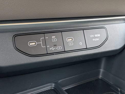 New 2026 Kia Carnival EX image 23