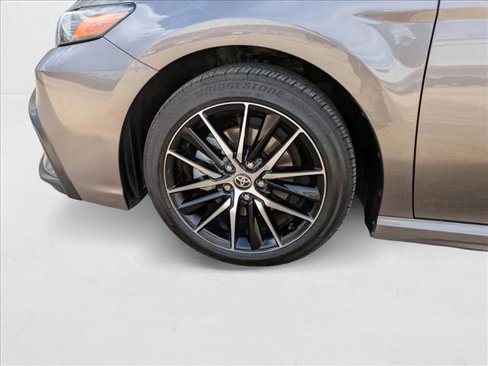 Certified 2024 Toyota Camry SE image 23