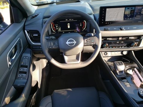 New 2026 Nissan Rogue Platinum image 16