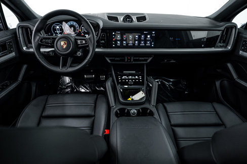 New 2025 Porsche Cayenne S image 12