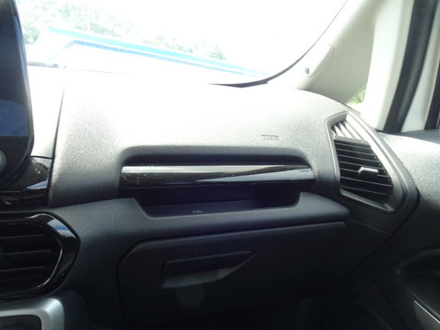Used 2020 Ford EcoSport Titanium image 34