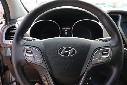 Used 2018 Hyundai Santa Fe Sport image 24