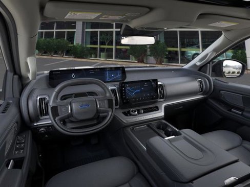 New 2025 Ford Expedition Platinum image 9